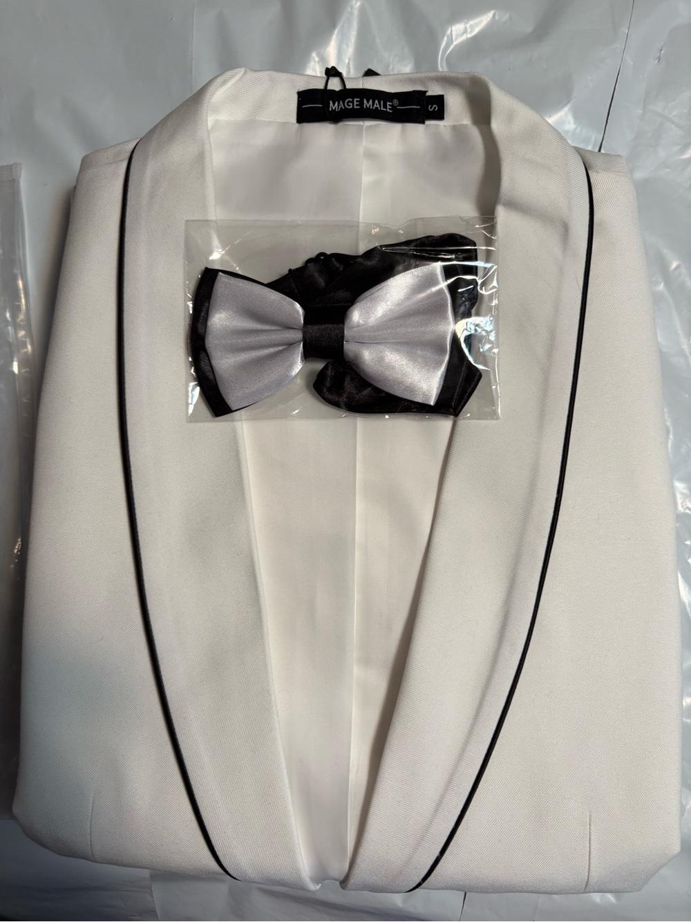 NWT MAGE MALE Men's 2pc Slim Fit Suit Tuxedo Bow Tie Set White Black Piping Sm
